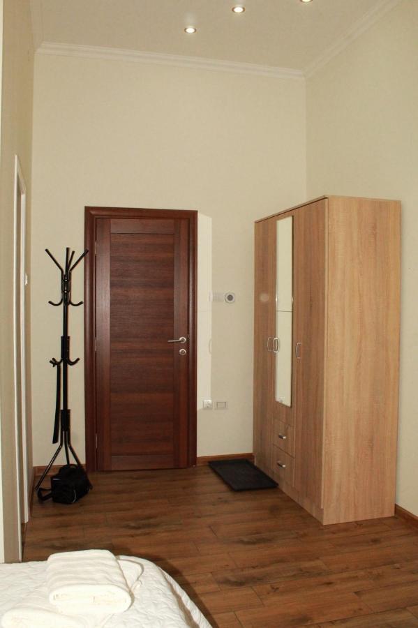 Kvija Rooms Суботица Экстерьер фото