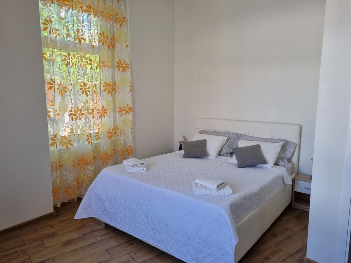 Kvija Rooms Суботица Экстерьер фото