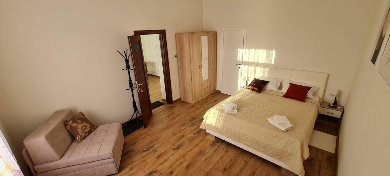 Kvija Rooms Суботица Экстерьер фото